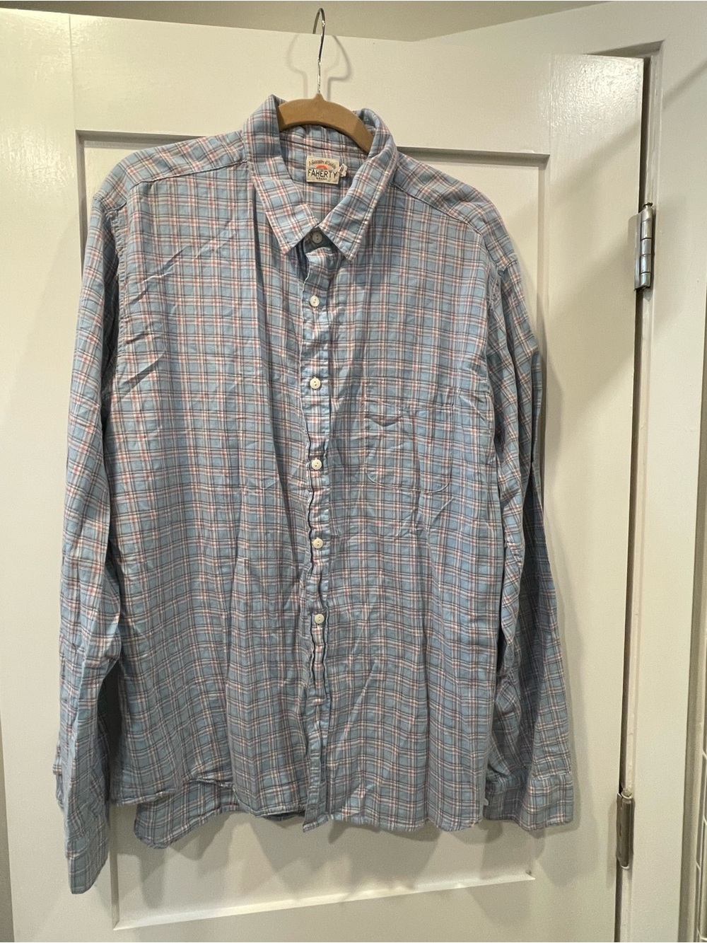 Faherty Light Blue and Coral Plaid Button-Down Shirt